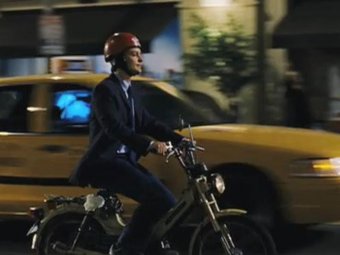 Стоп-кадр из фильма «Человек-паук: враг в отражении».
